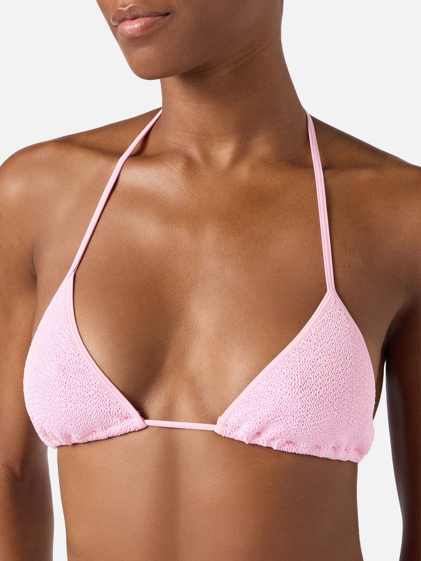 Haut de bikini triangle à ficelles Leah rose avec bordures blanches 