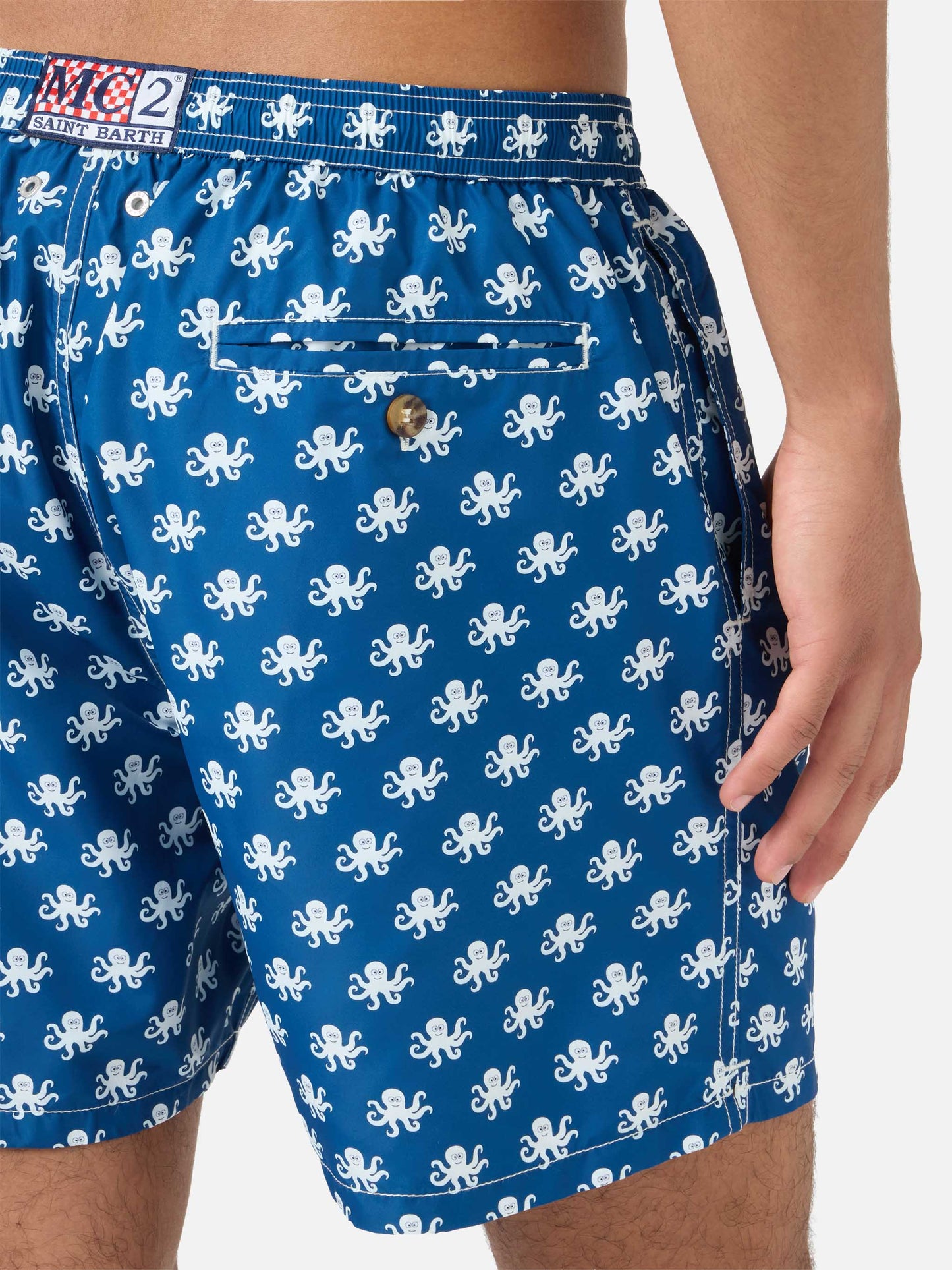 Blaue Lighting Micro-Badeshorts mit Oktopus-Print 