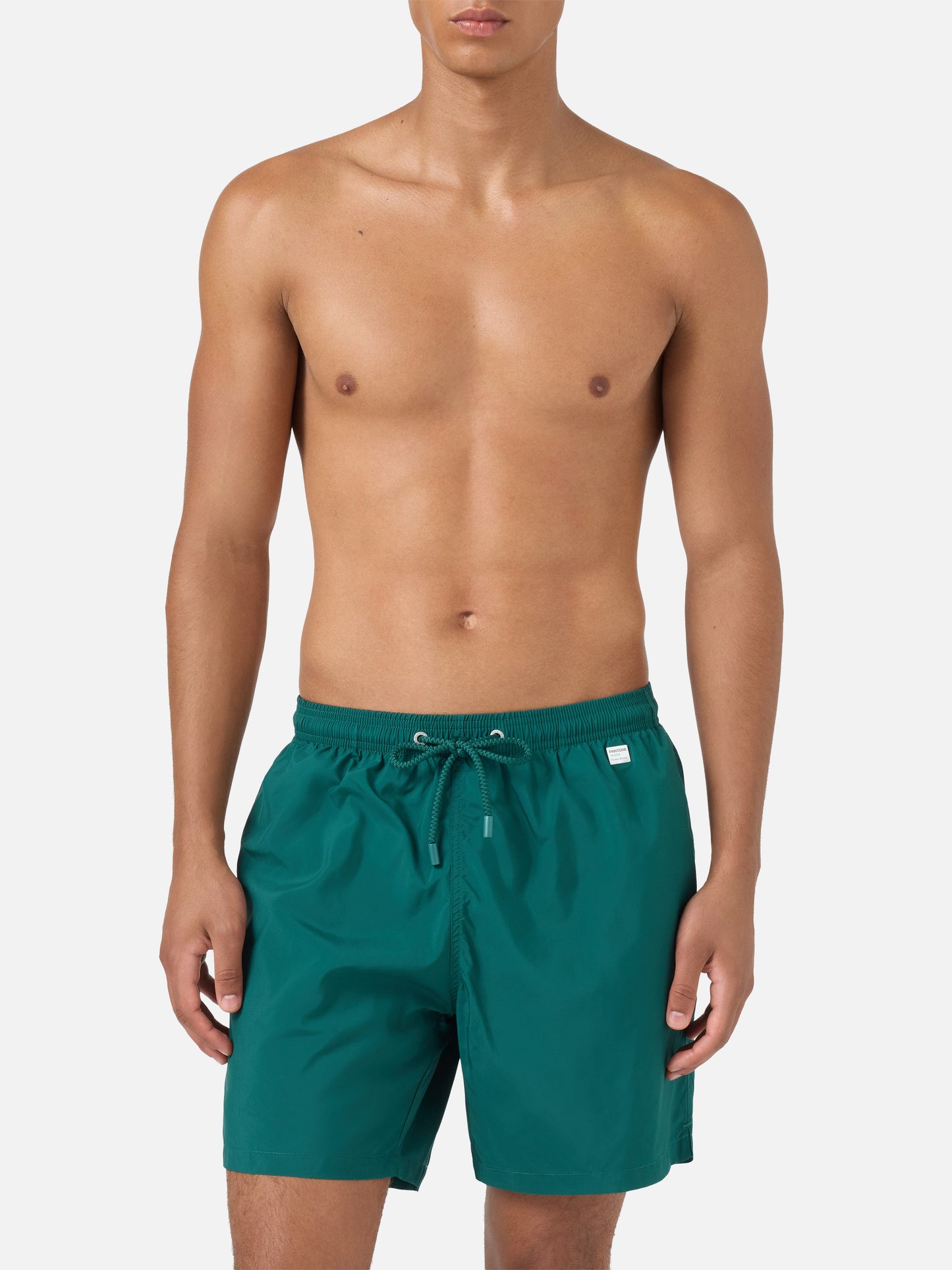 Lighting Pantone Badeshorts in British Green | PANTONE SPECIAL EDITION 