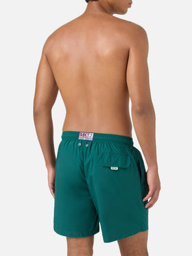 Lighting Pantone Badeshorts in British Green | PANTONE SPECIAL EDITION 
