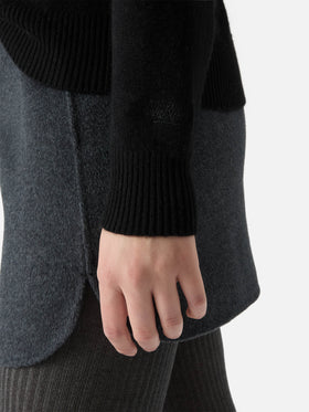 Louise Kaschmirpullover in Schwarz mit St. Moritz Strassapplikation