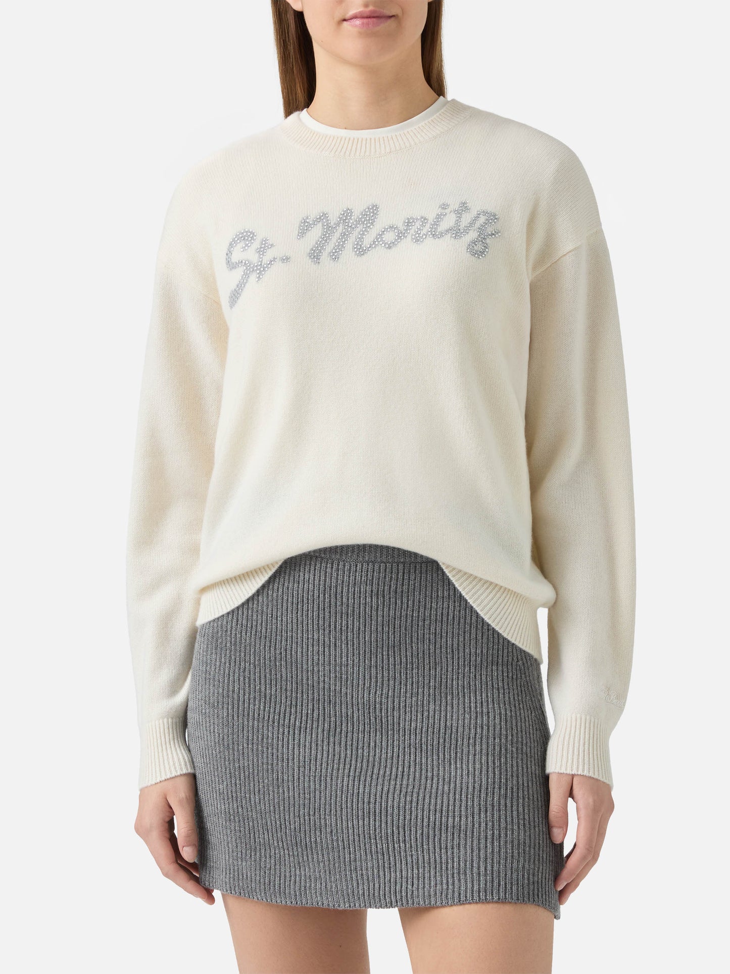 Maglione Louise in cashmere bianco con applicazione St. Moritz in strass