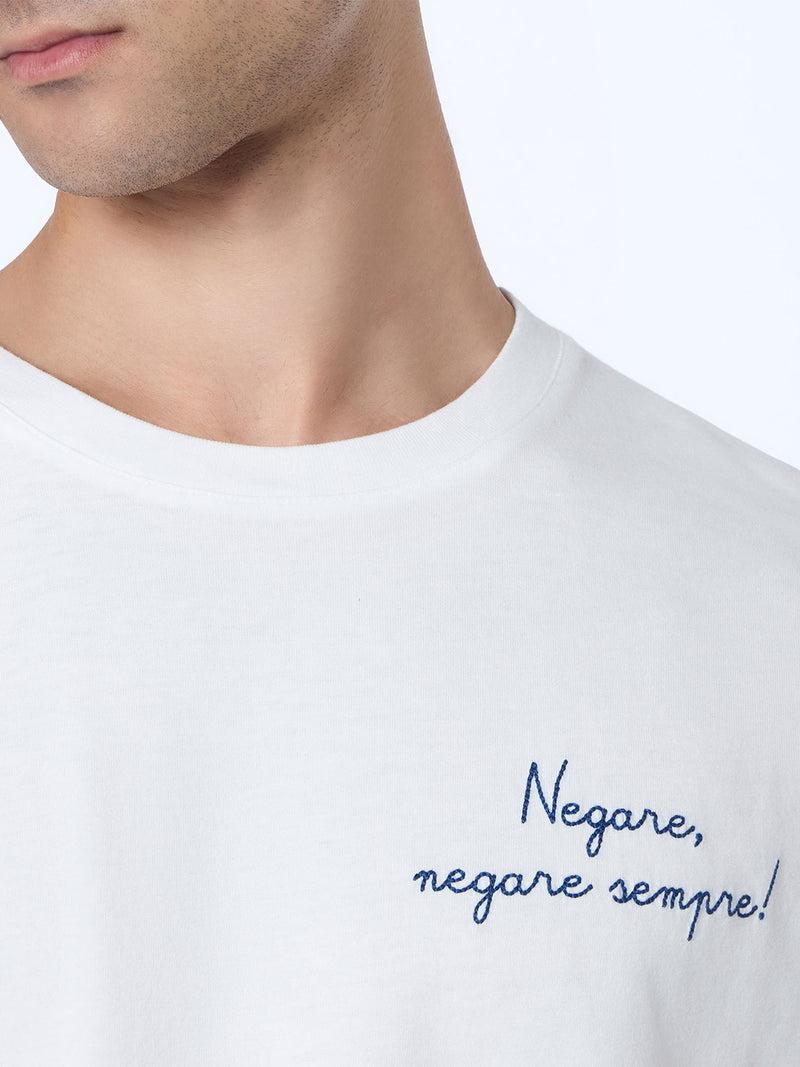 Man white t-shirt Luton with Negare, negare sempre! embroidery | VACANZE DI NATALE SPECIAL EDITION