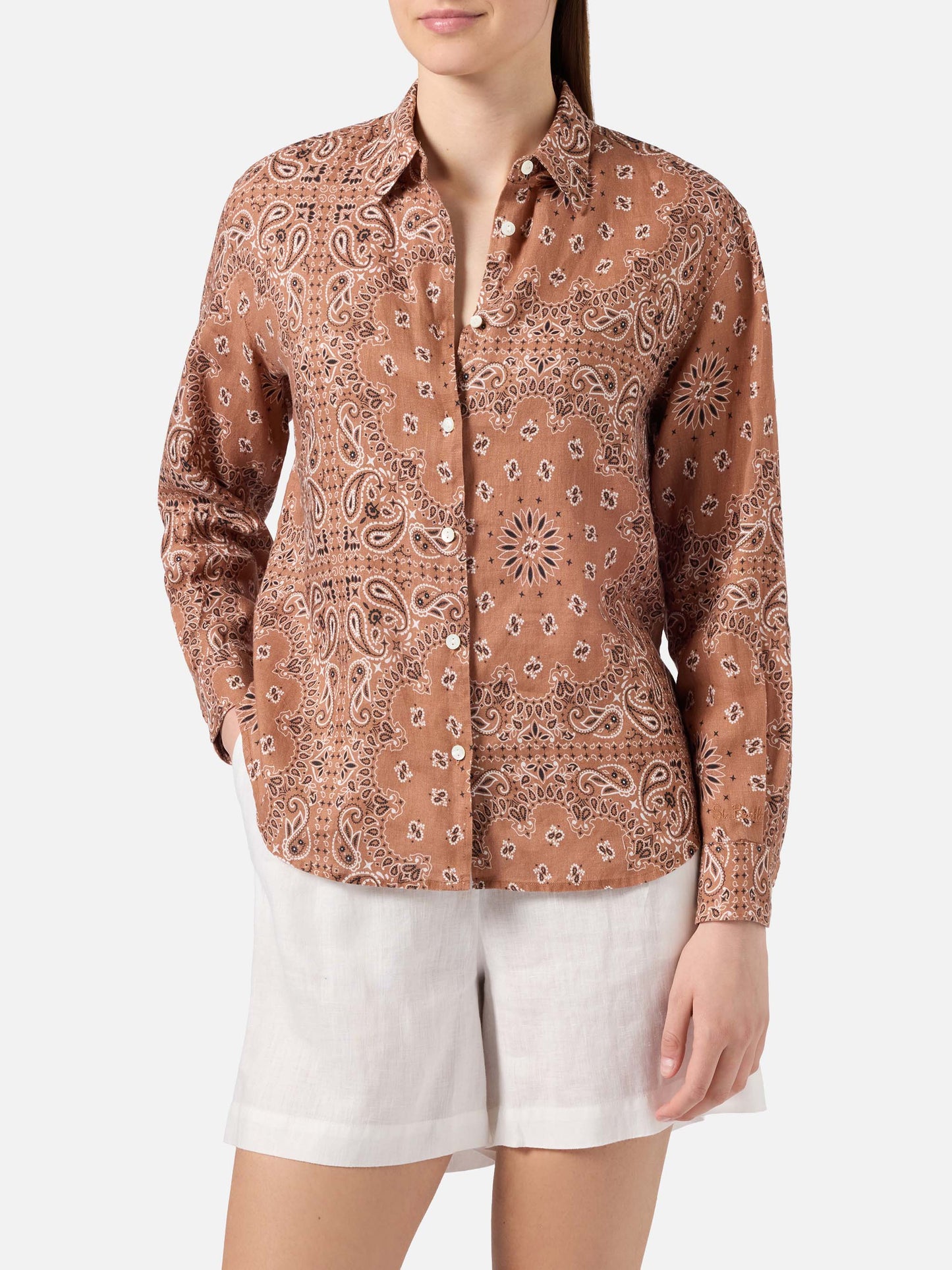 Camicia classica Meredith con stampa bandana marrone
