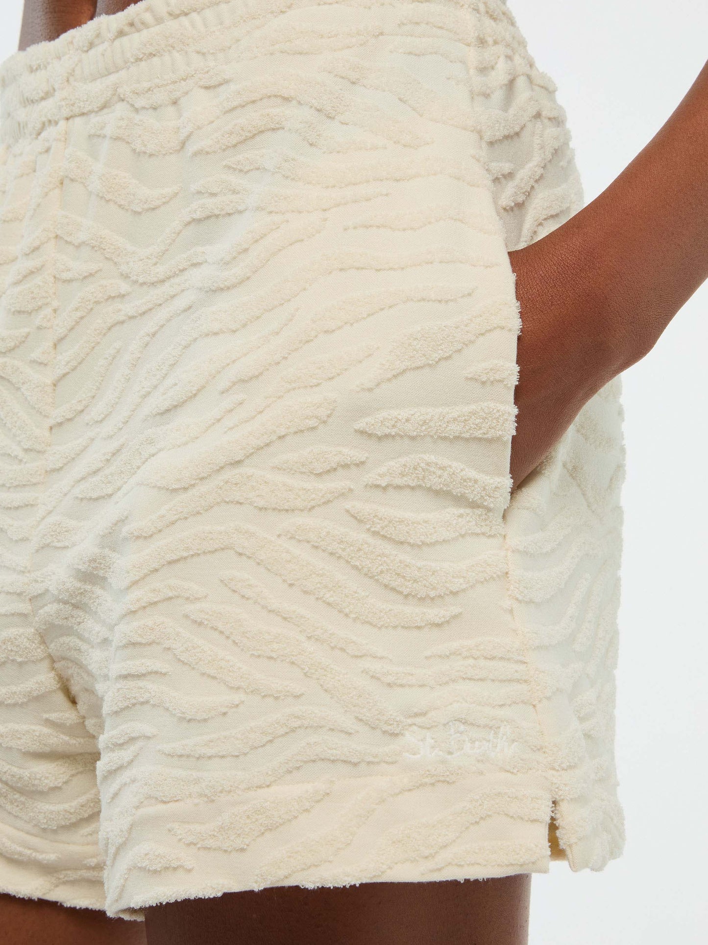 Meave shorts pull up in spugna di cotone con motivo zebrato in rilievo