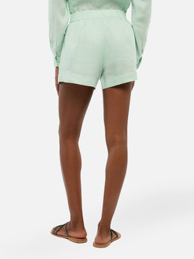 Meave shorts pull up in lino color verde salvia