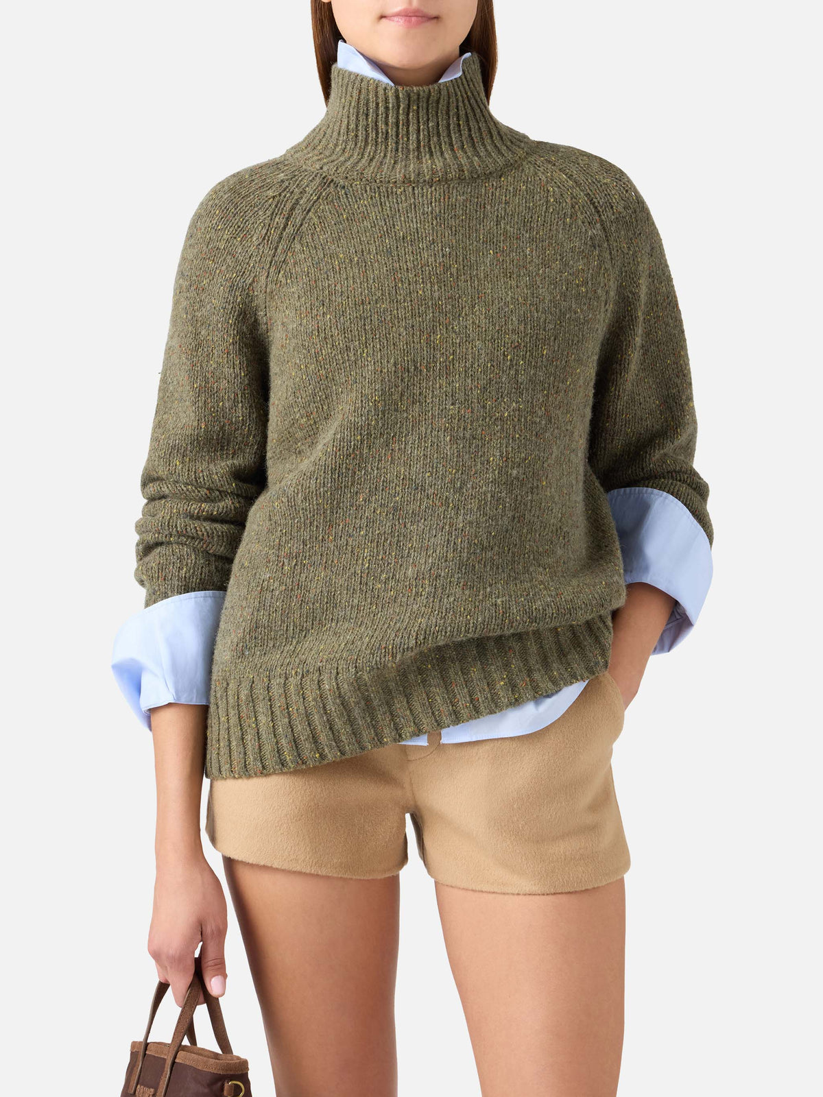 Maglia Meghan verde militare a collo alto in misto lana Donegal