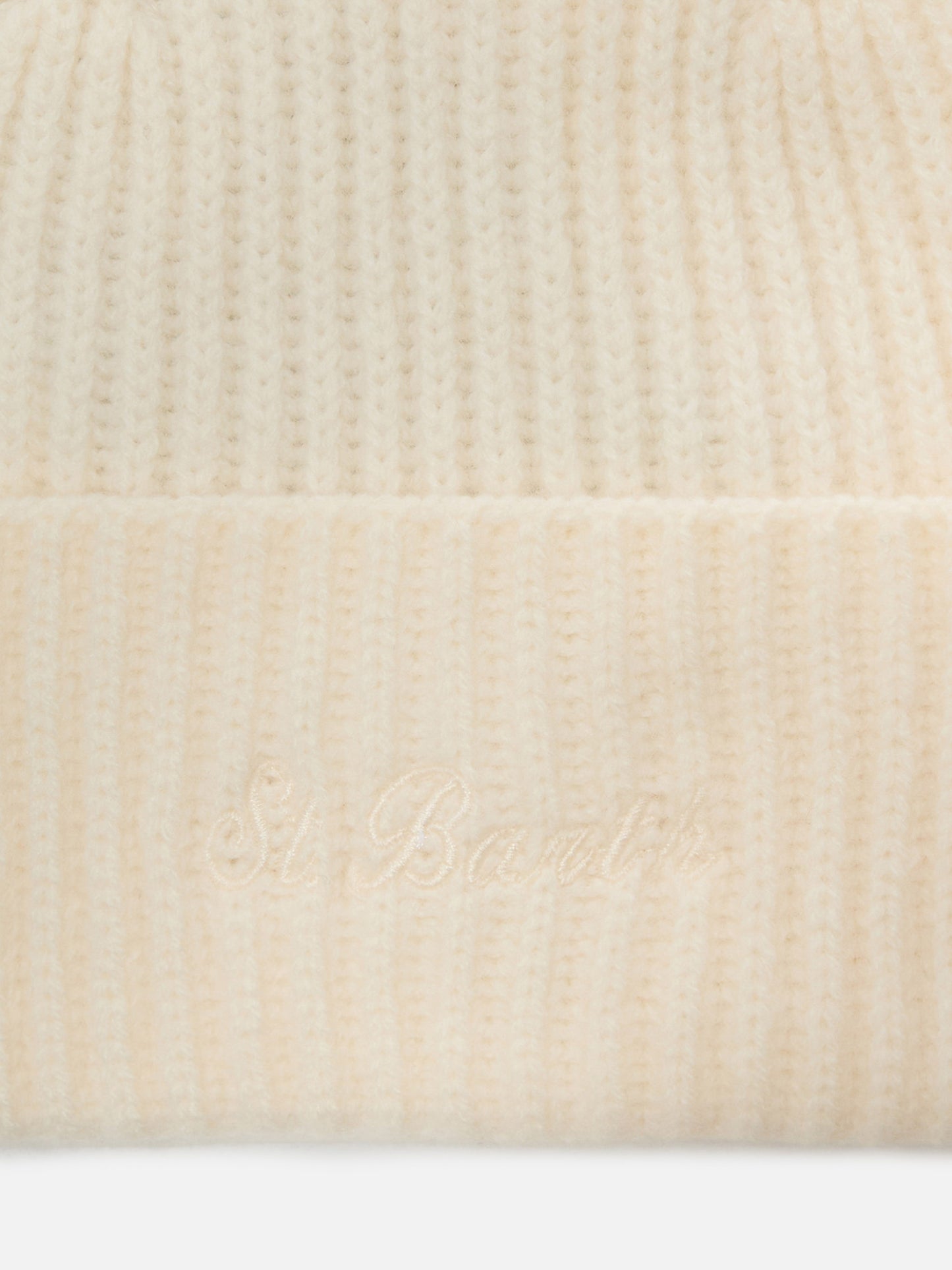 Moss Beanie in white 100% WOOL with St. Barth embroidery