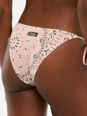 Leah Marielle Triangel-Bikini mit Bandana-Print in Crinkle-Rosa
