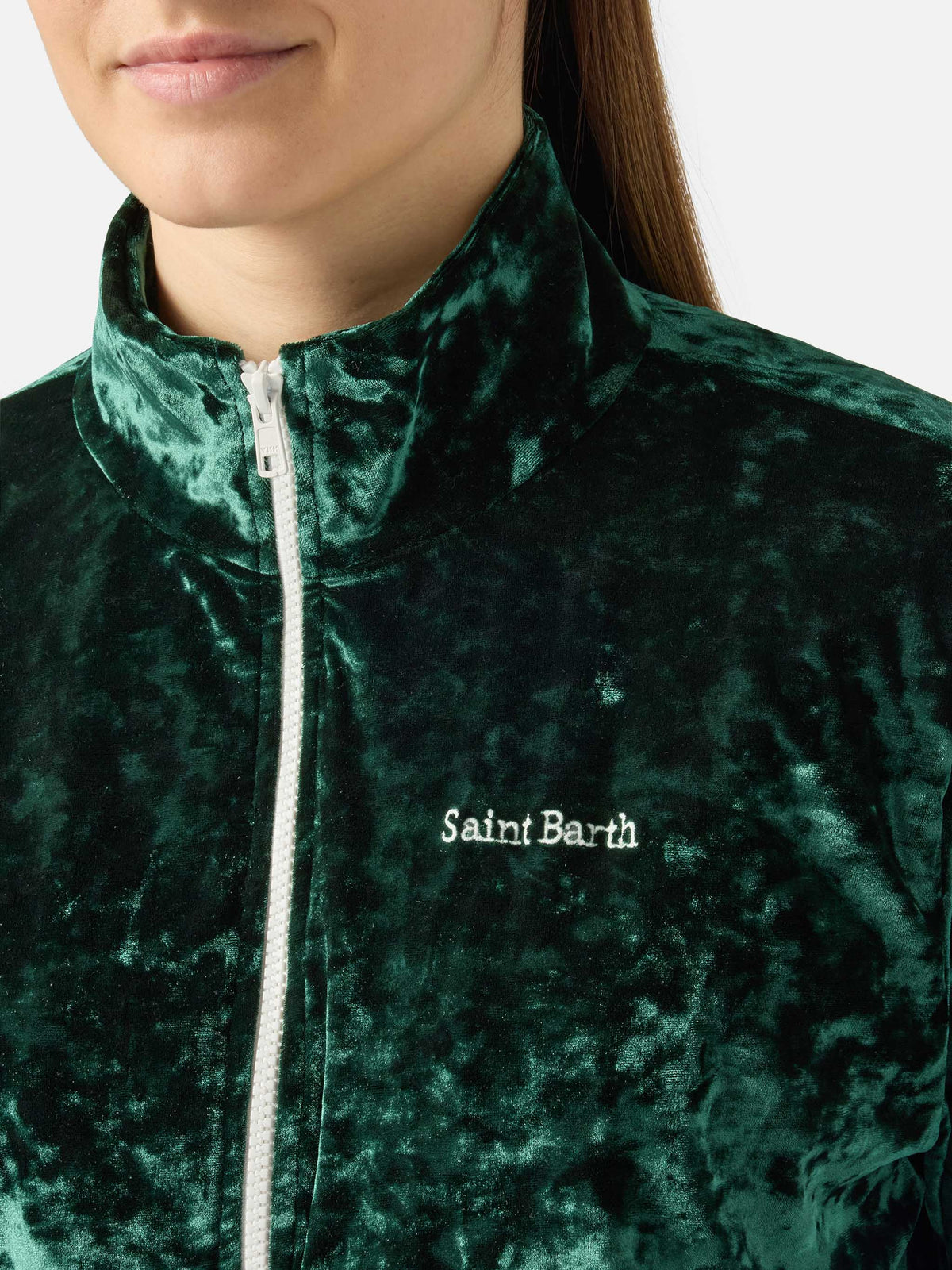Sudadera Miriam de chenilla verde con bordado 