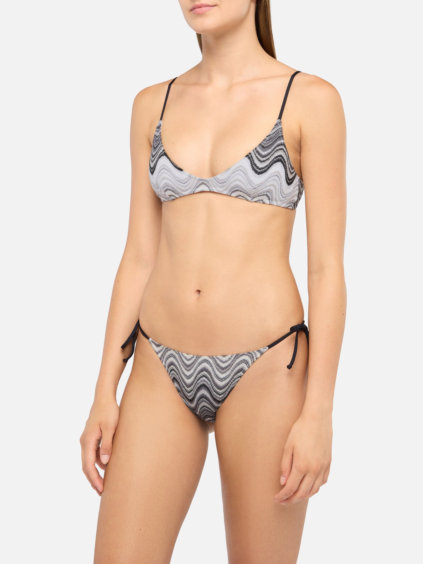 Paloma Norah Bralette-Bikini mit tiefem Ausschnitt, Modell Rachel Strickstoff mit Wellenmuster in Braun