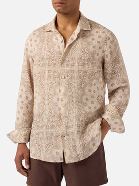 Camicia Pamplona in lino con stampa bandana all-over
