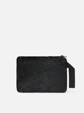 Pareasy en fausse fourrure noire pochette avec broderie logo 