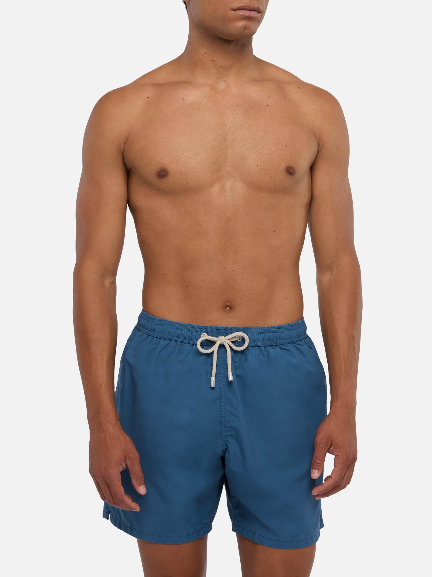 Costume mare Patmos azzurro polvere con effetto used e ricamo logo