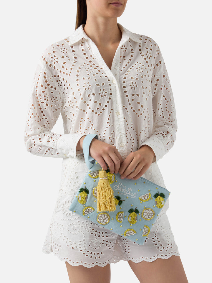 Pouch Pearl azzurra con limoni in perline