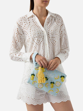 Pouch Pearl azzurra con limoni in perline