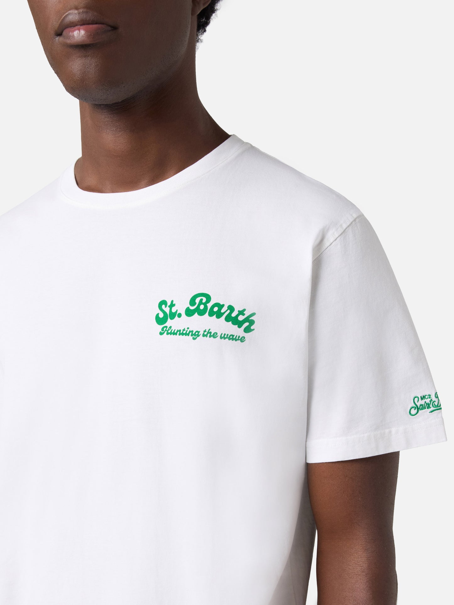 T-shirt Portland bianca con stampa Surf Lessons Free