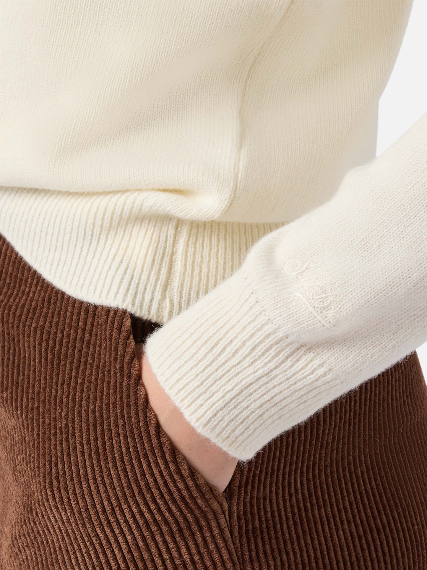 Maglione New Queen in misto cashmere bianco con ricamo lurex Favolosa