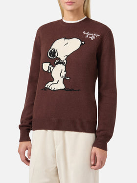 Maglione New Queen in misto cashmere marrone con jacquard Snoopy e ricamo | PEANUTS SPECIAL EDITION