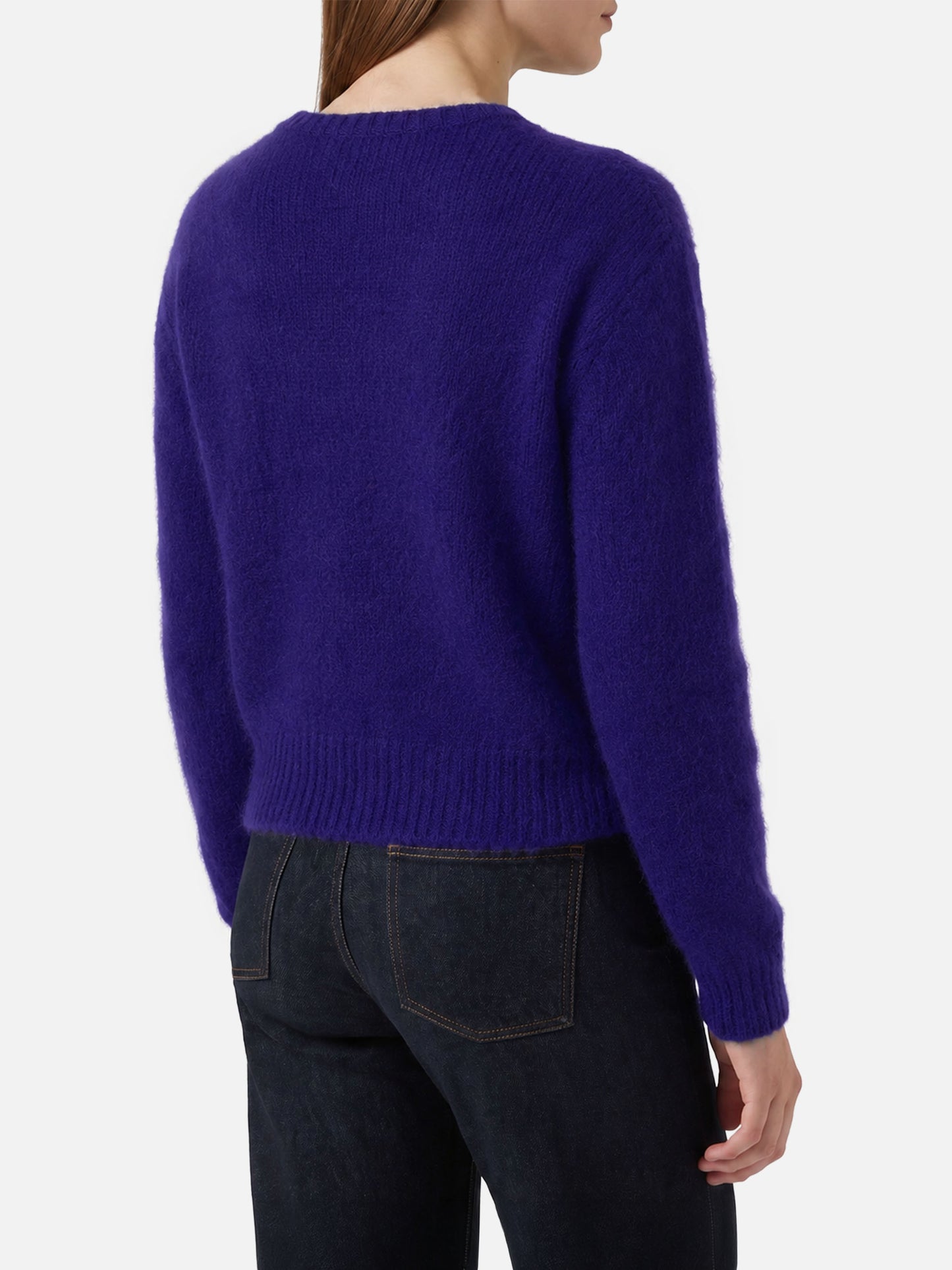 Sudadera corta de cuello redondo New Queen morada con bordado Dammi solo un minuto 