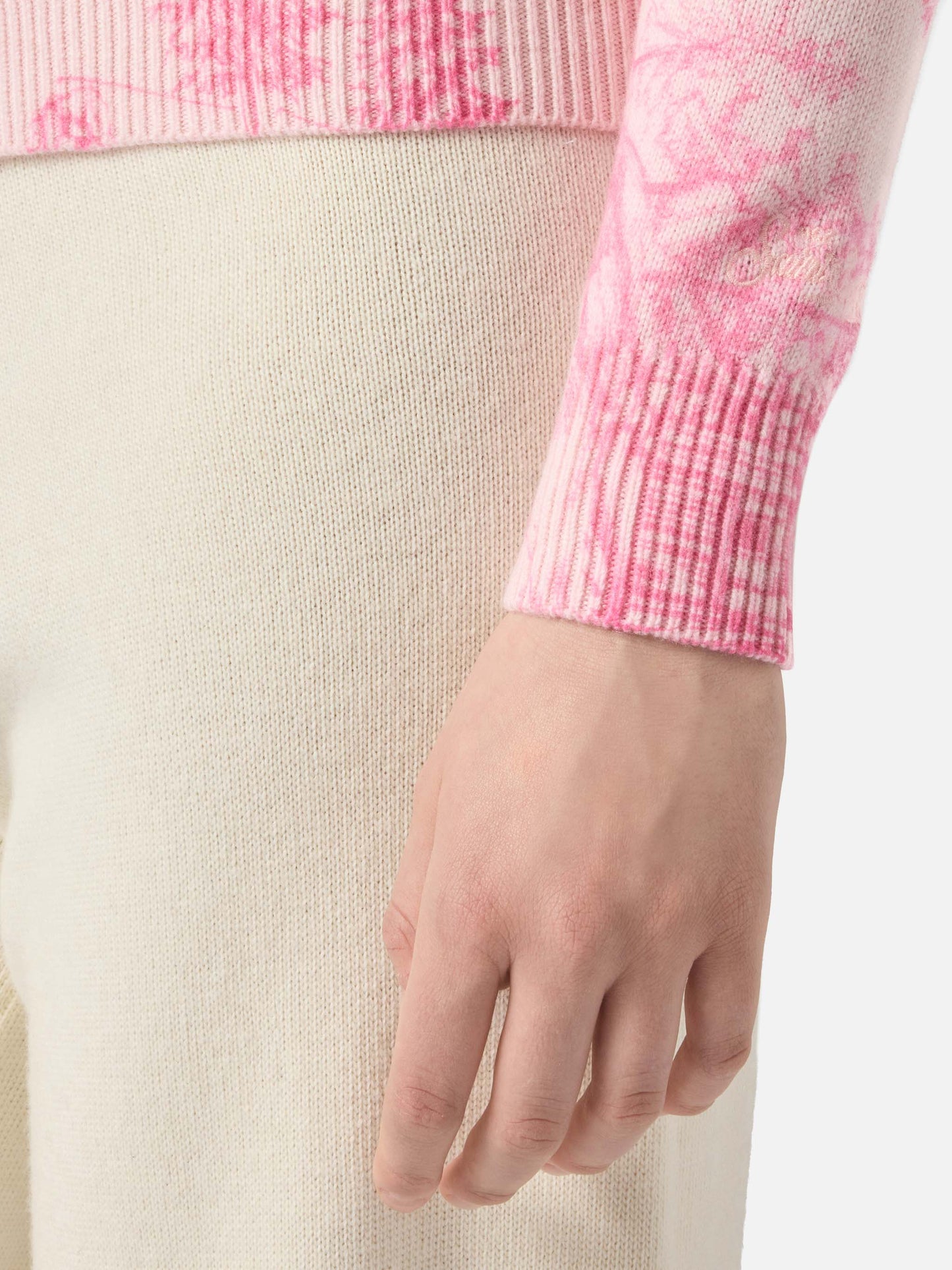 Woman pink sweater New Queen with toile de jouy print and Chalet e Rosè embroidery