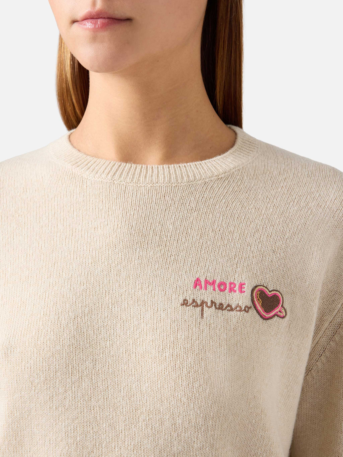Jersey de cuello redondo en mezcla de lana y cachemira Grain New Queen con bordado Amore Espresso 