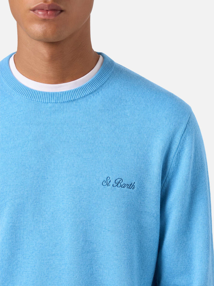 Suéter de cuello redondo Regent en azul empolvado BLENDED CASHMERE 