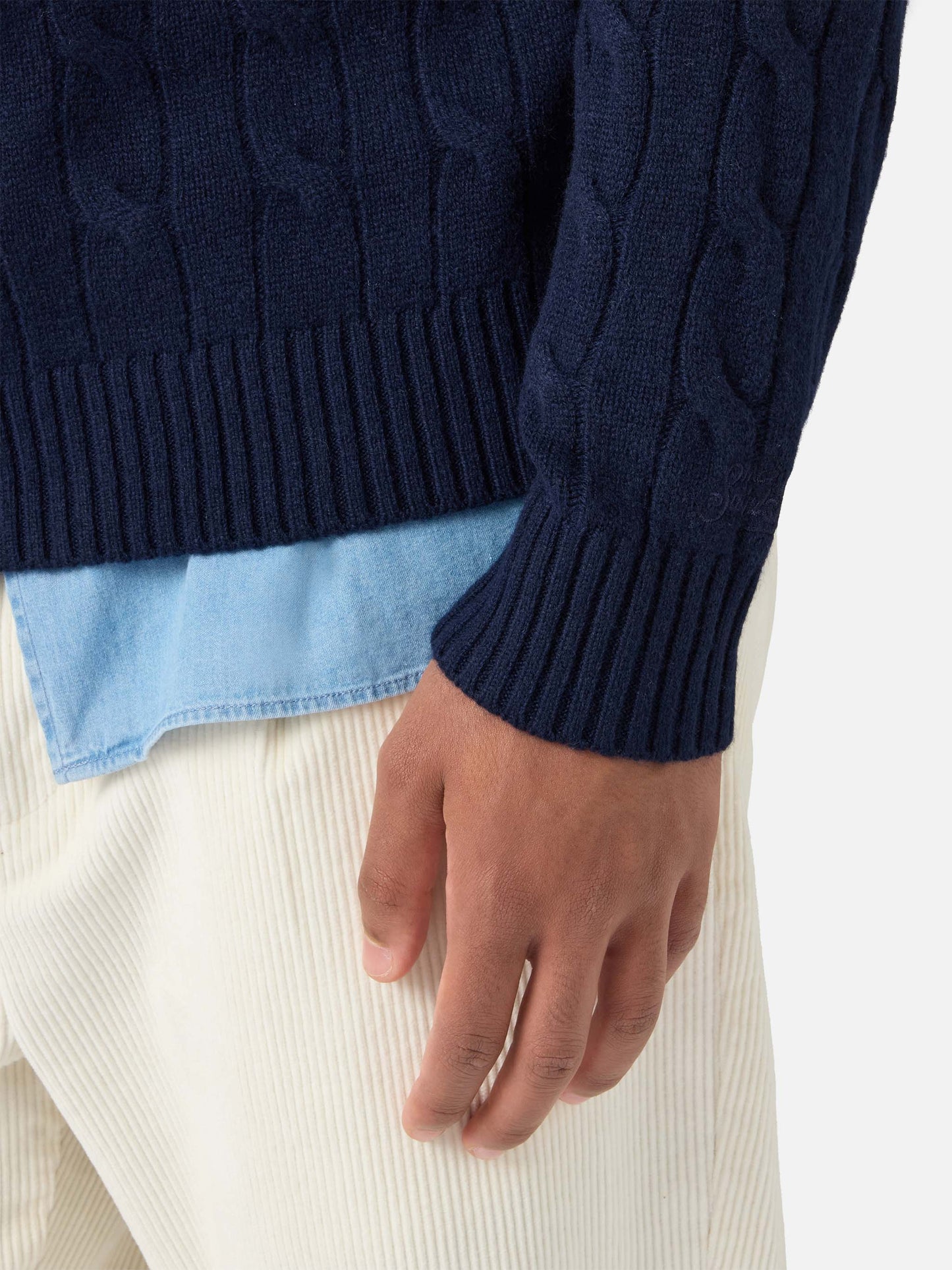 Rundhals-Zopfstrickpullover Regent aus 100 % marineblauer Wolle