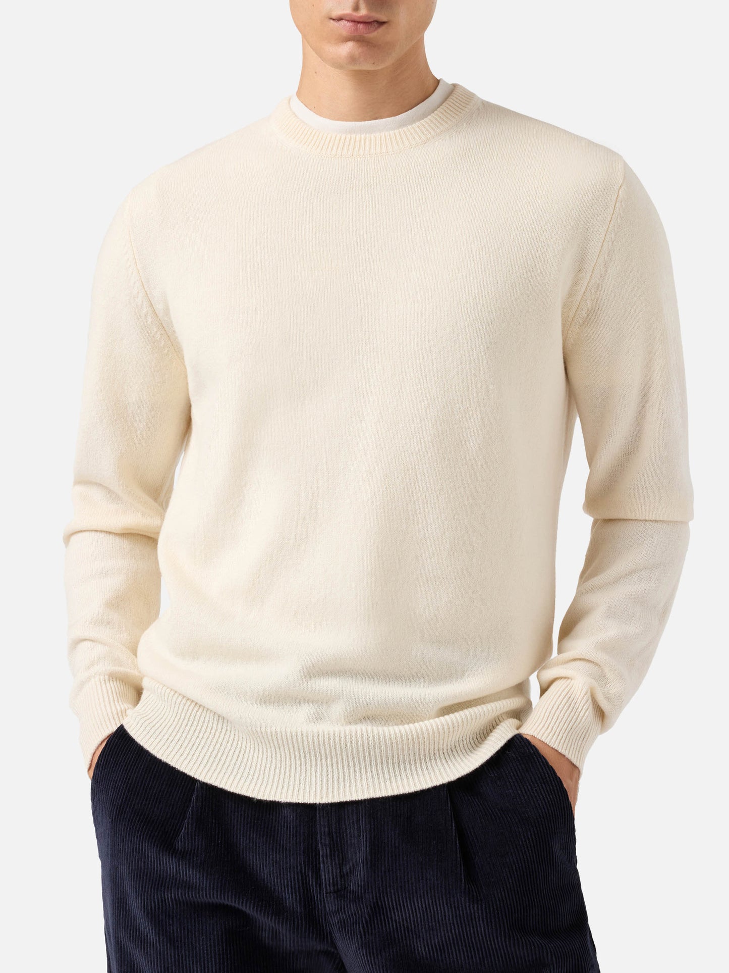 Regent 100% LAMBSWOOL sweater in white