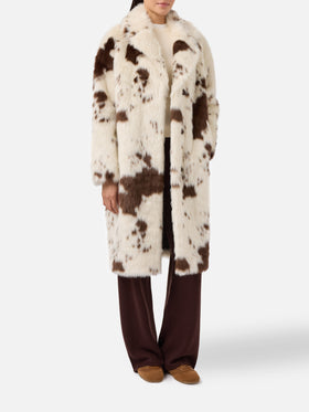 Rouge faux-fur coat with cow print