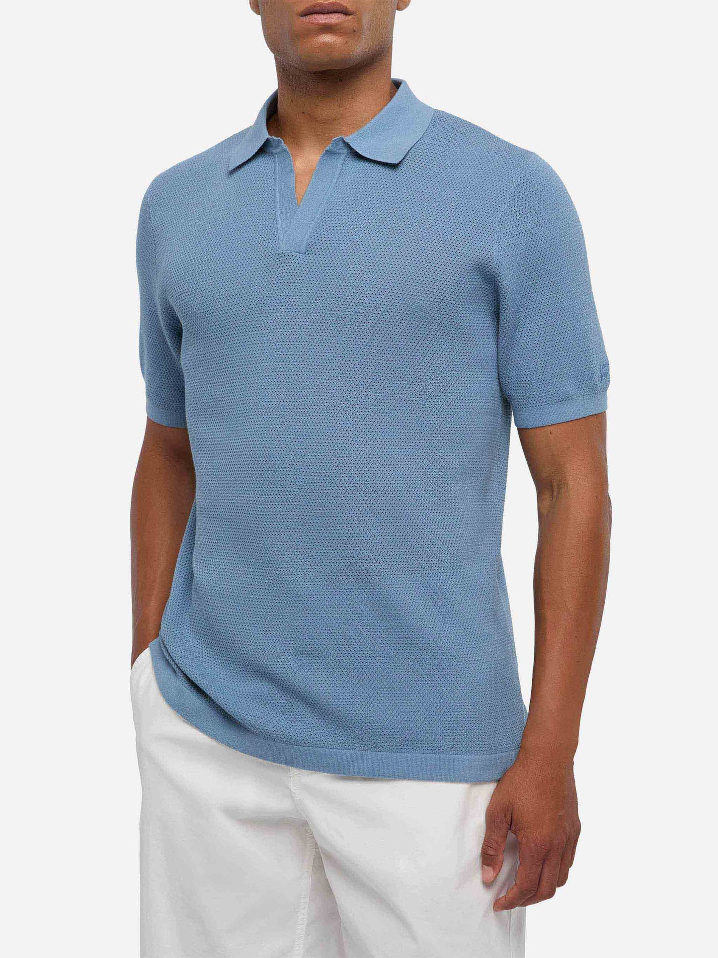 Sloan Poloshirt aus staubblauem Mesh-Strick ohne Knöpfe