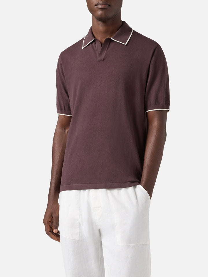 Polo Sloan in cotone pregiato high twist marrone con profili a contrasto