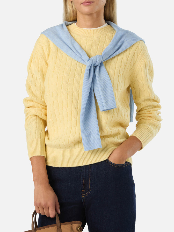 Light yellow Sorbonne wool crewneck knit with cable stitch