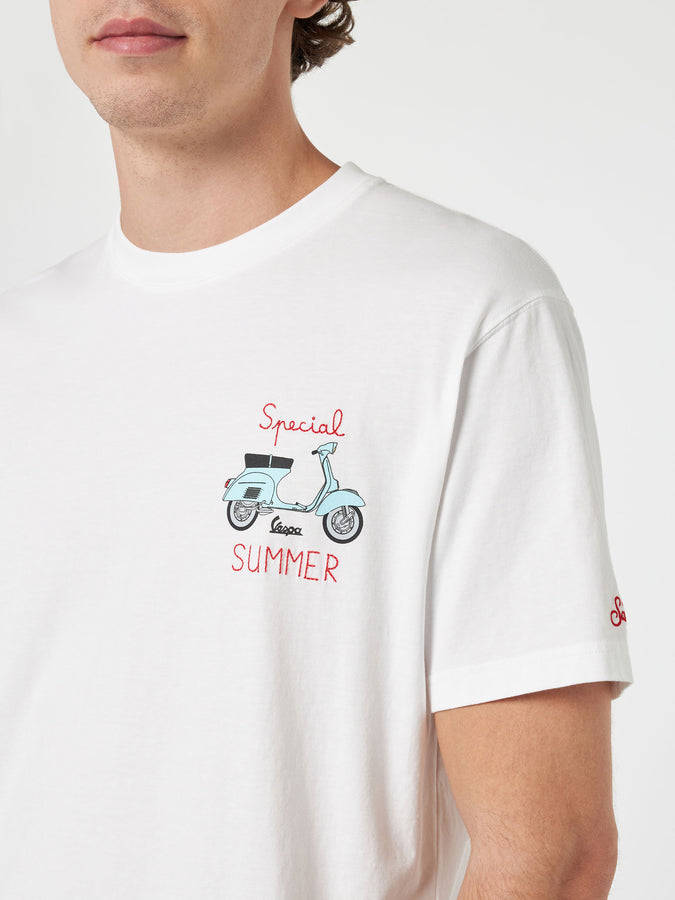 Mc2 Saint Barth T-shirt da uomo con stampa piazzata e ricamo Vespa | EDIZIONE SPECIALE VESPA