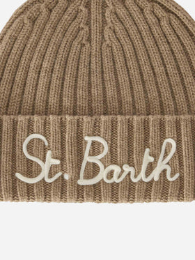 Gorro beanie Wengen beige con bordado St. Barth 