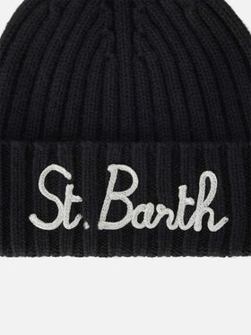 Schwarze Wengen-Beanie mit Logostickerei 