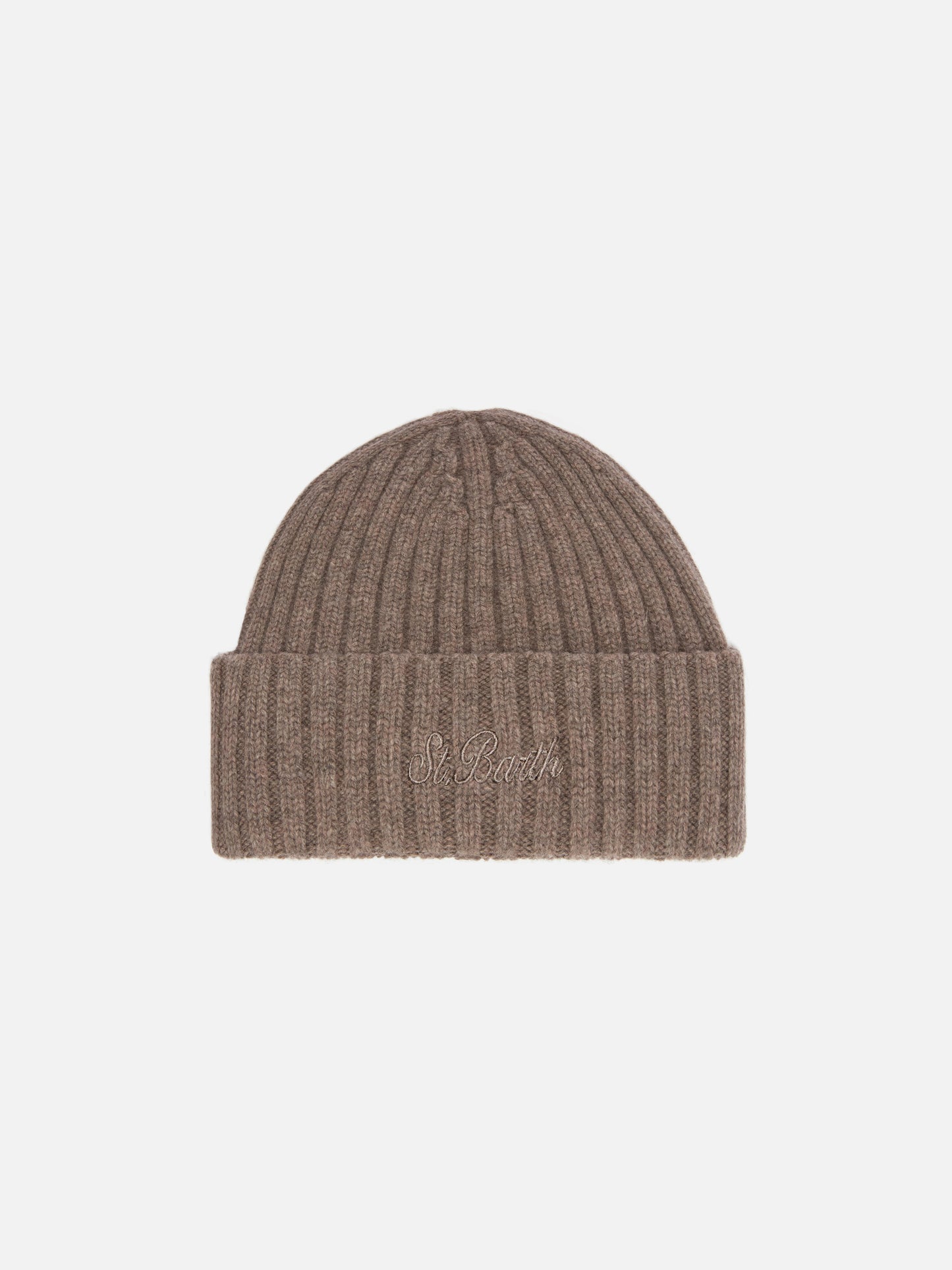 Wengen-Mütze aus haselnussbrauner Wolle mit St.-Barth-Stickerei am Umschlag