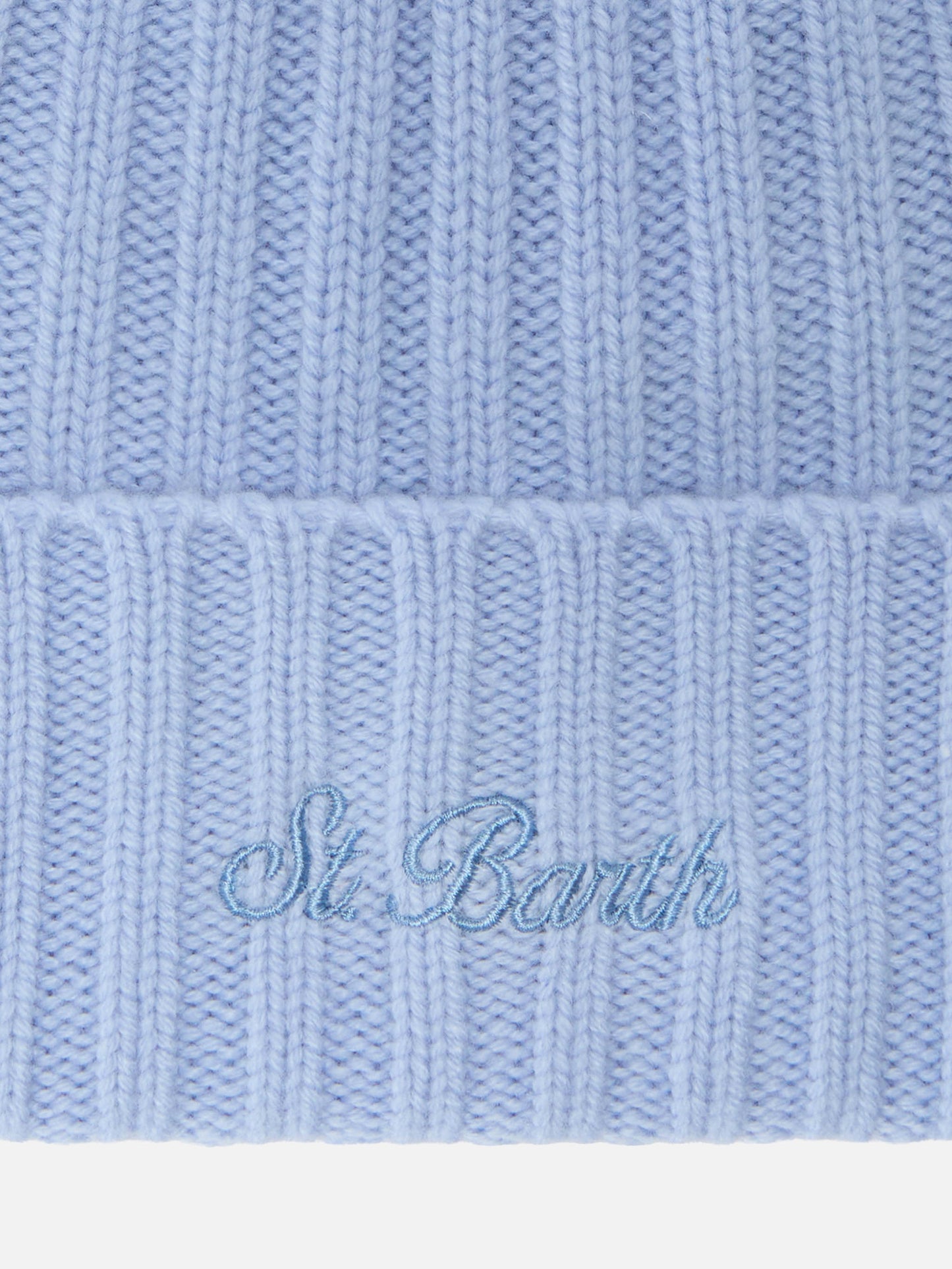 Wengen beanie in light blue cashmere with St. Barth embroidery on the turn-up