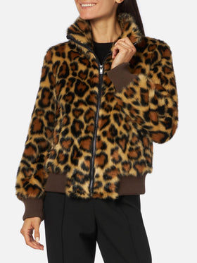 Woman furry short jacket with animalier heart print