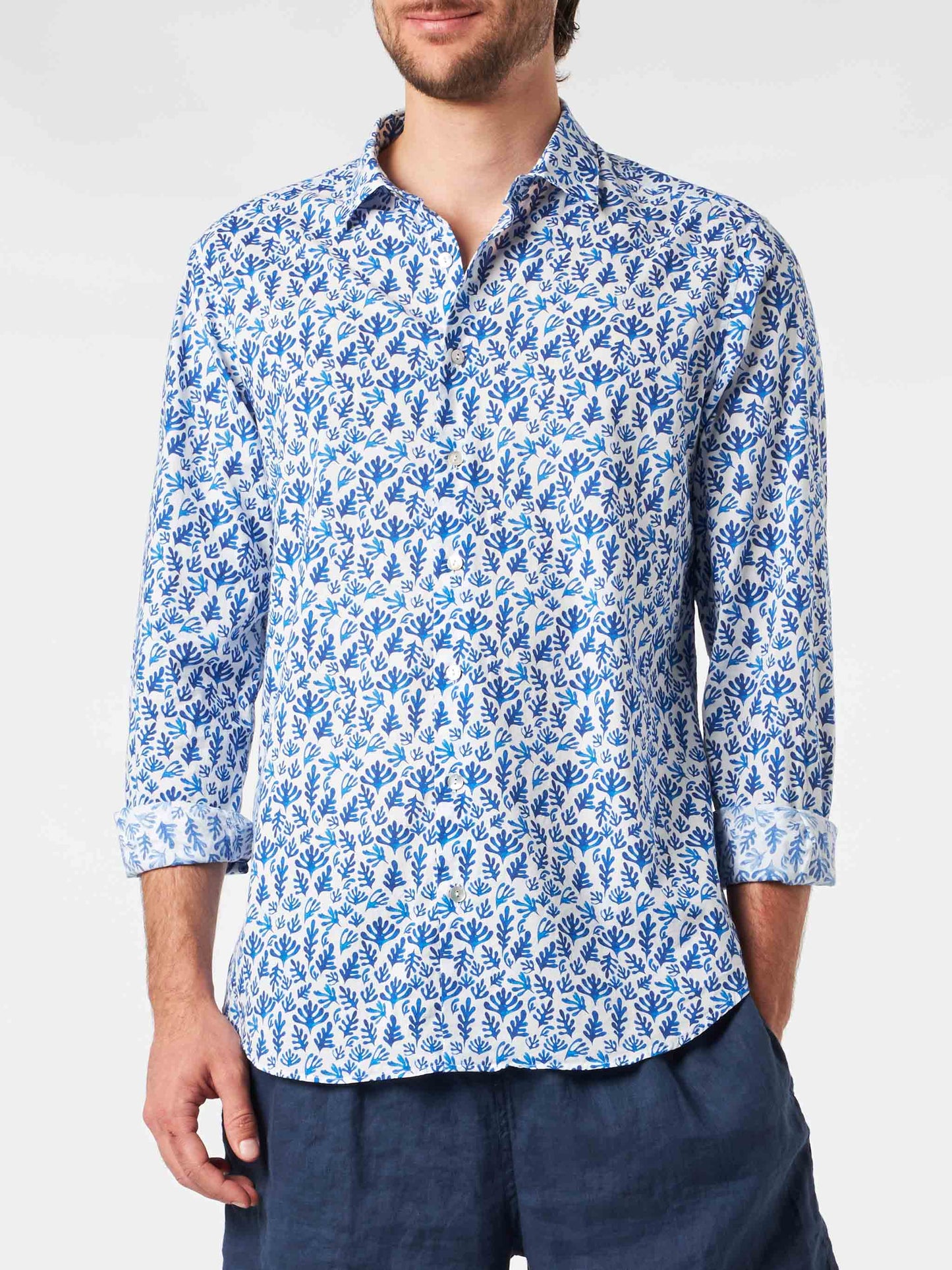 Man muslin cotton Sikelia shirt with blue leaves print - MC2 Saint Barth