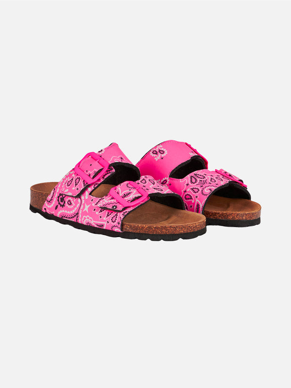 Woman sandals with pink bandanna print