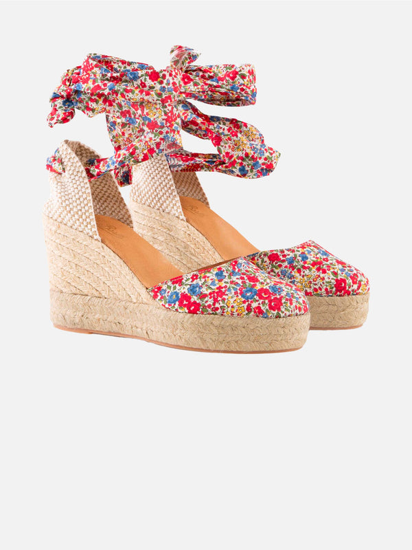 Espadrillas with high wedge and ankle lace