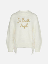 Girl brushed white crewneck sweater with embroidery