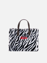 Vivian-Handtasche aus Zebra-Teddystoff