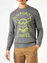 Grauer Herrenpullover Sun Moritz Pirates mit Fluo-Stickerei