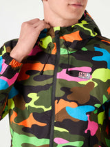 Man hooded lightweight windbreaker with camouflage print