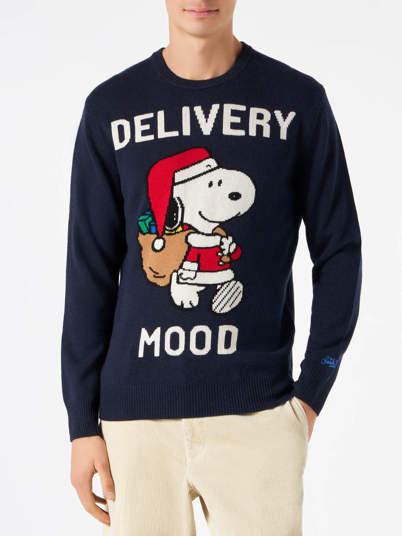 Maglia da uomo blu navy con stampa Snoopy | EDIZIONE SPECIALE PEANUTS™