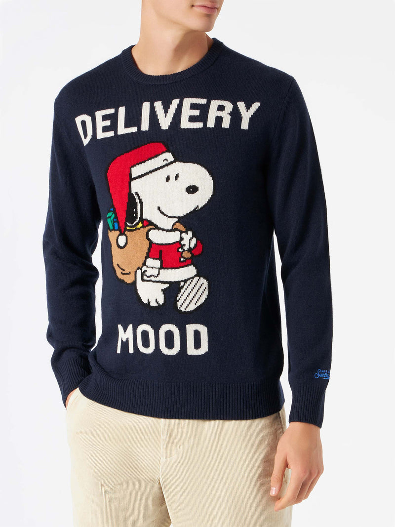 Maglia da uomo blu navy con stampa Snoopy | EDIZIONE SPECIALE PEANUTS™